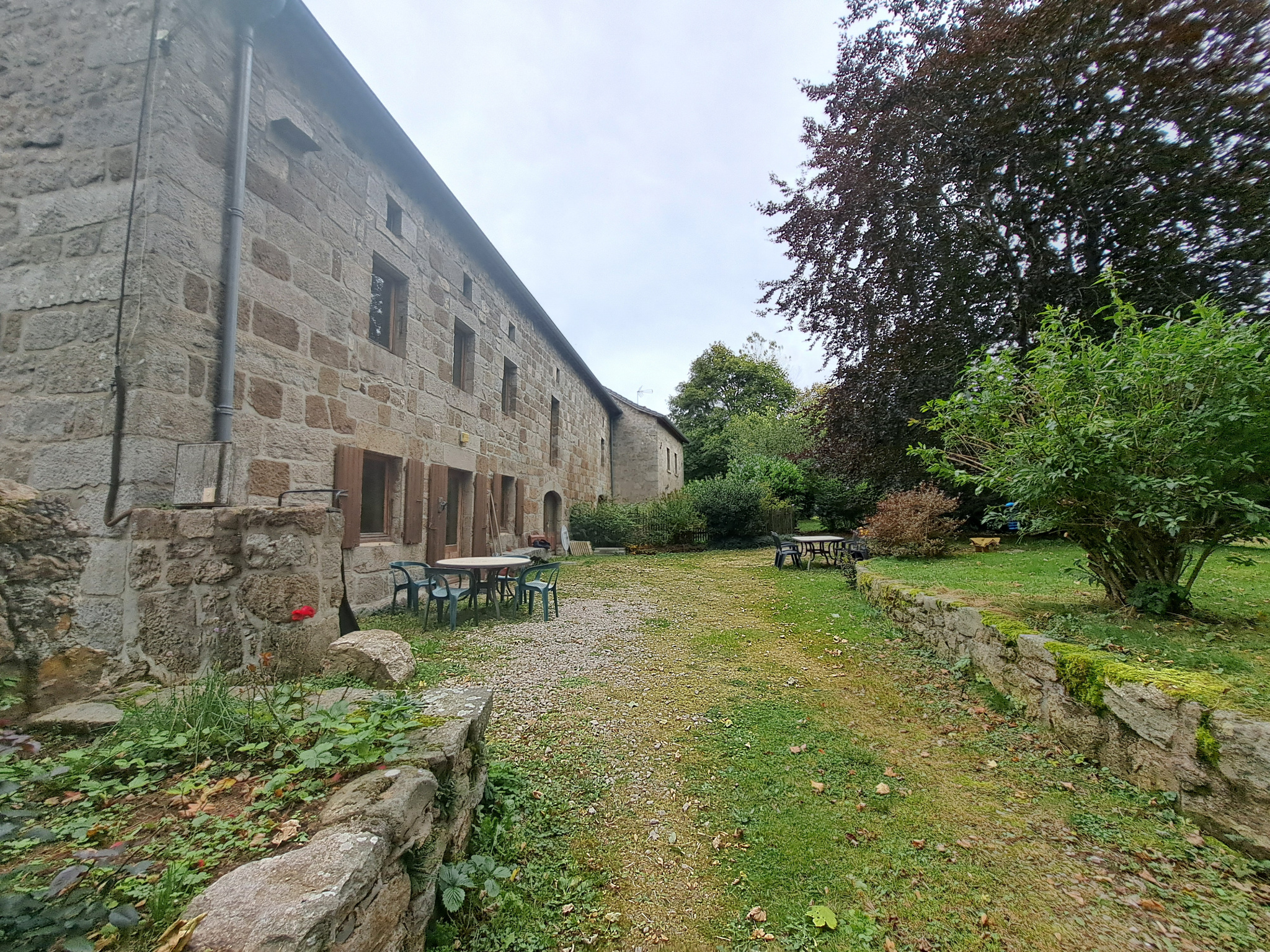 Ferme rénovée année 80 sur 4900 m2 de terrain