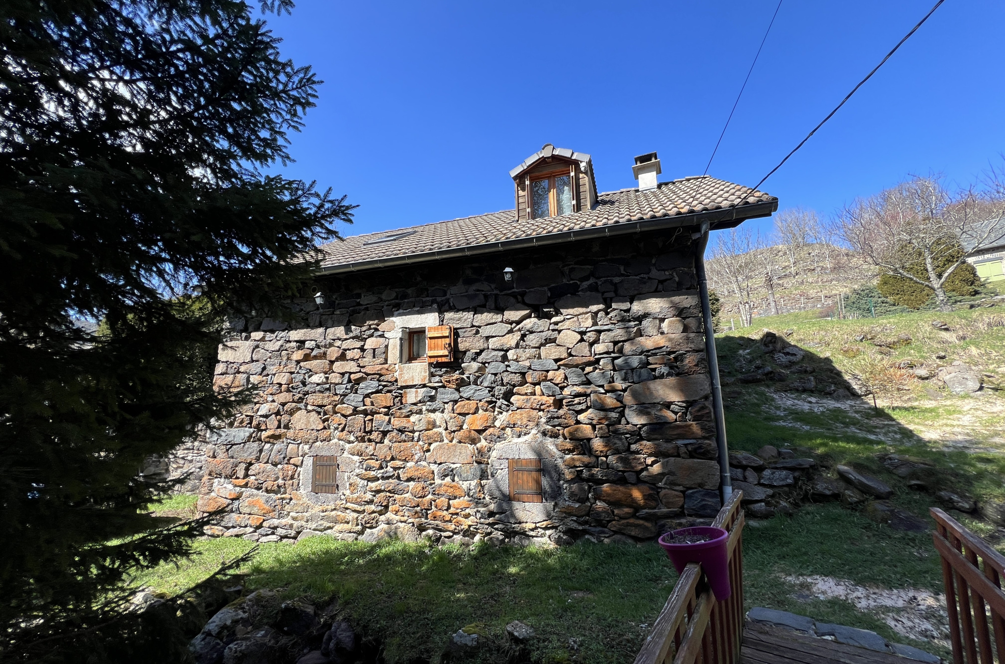 Jolie maison en pierre