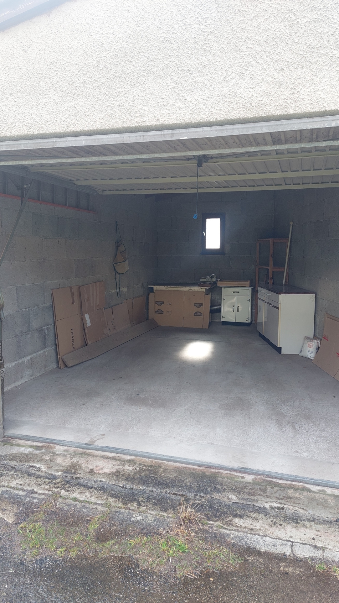 APPARTEMENT AVEC JARDIN ET GARAGE