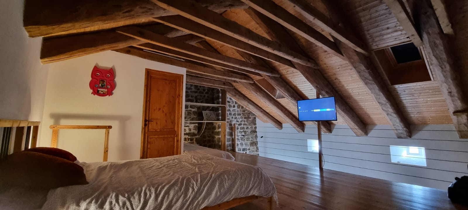 Le Chambon sur Lignon grande ferme rénovée sur 27 190 m2
