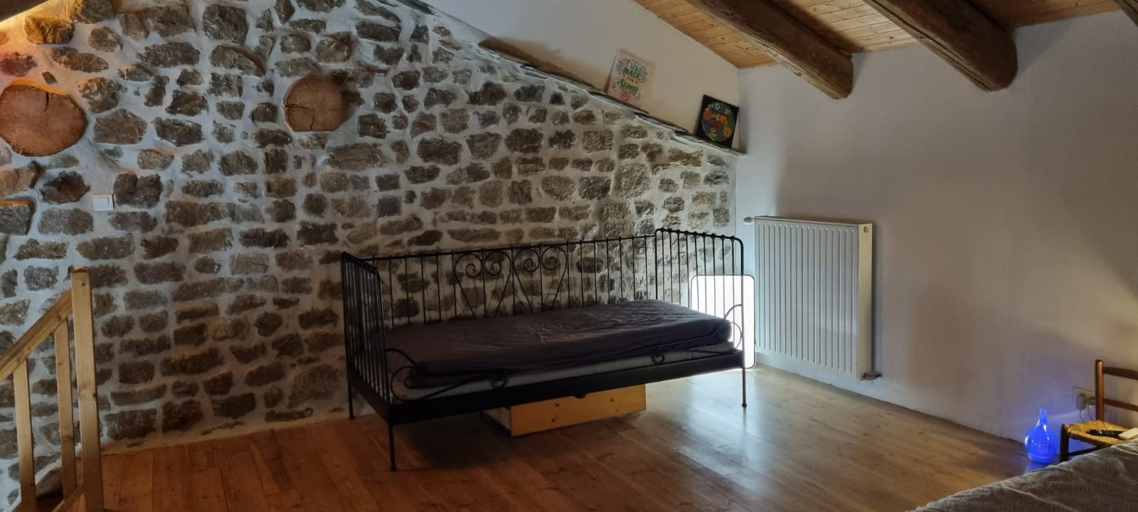 Le Chambon sur Lignon grande ferme rénovée sur 27 190 m2