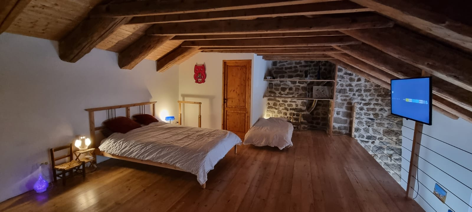 Le Chambon sur Lignon grande ferme rénovée sur 27 190 m2