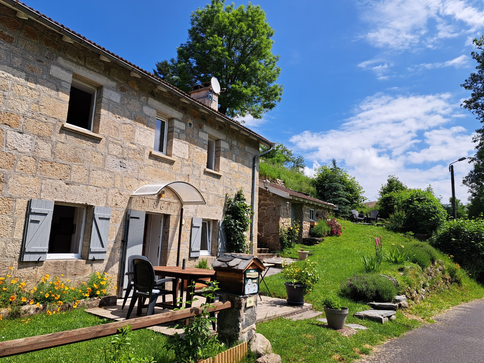 Maison en pierre rénovation récente