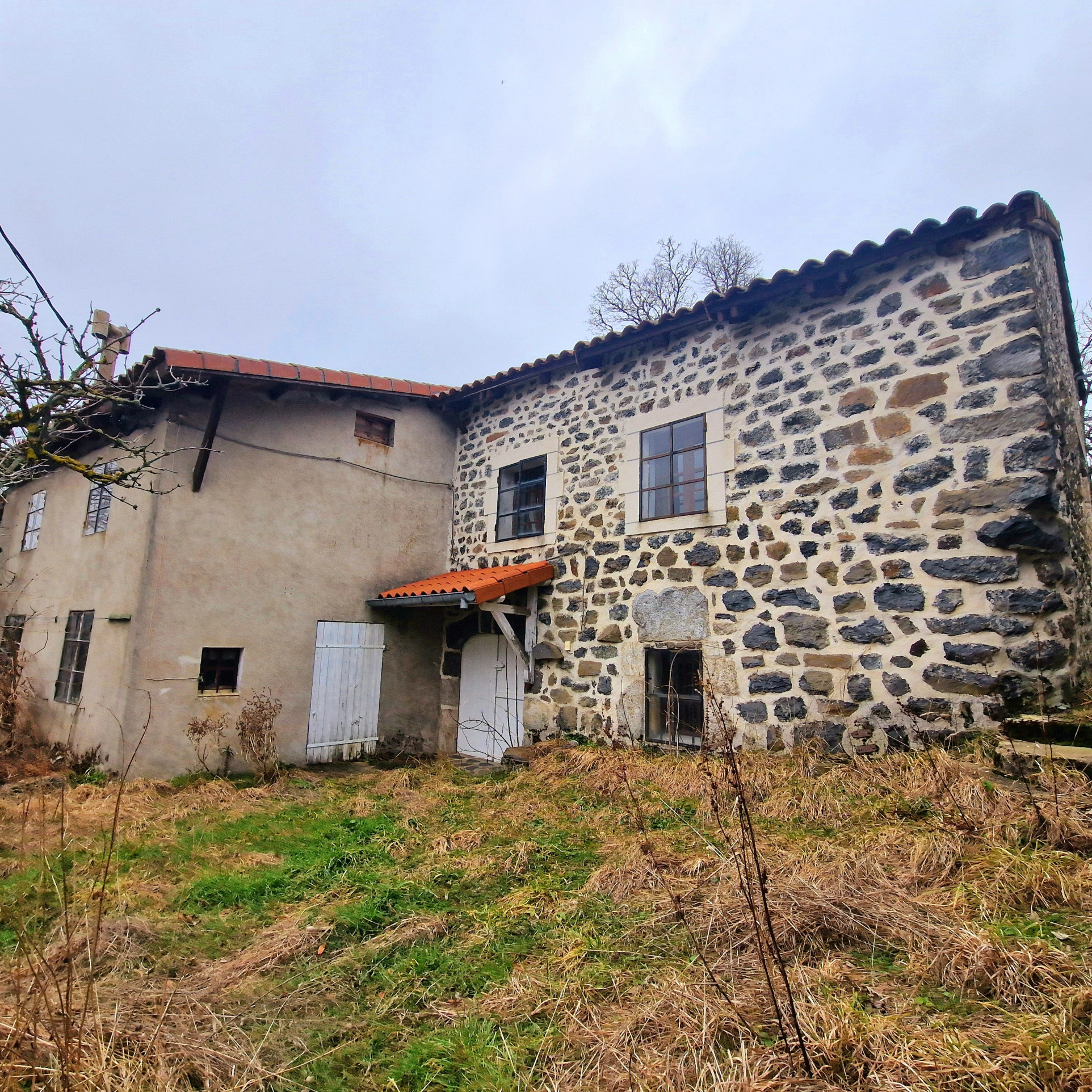 Maison de Hameau terrain attenant 284m2