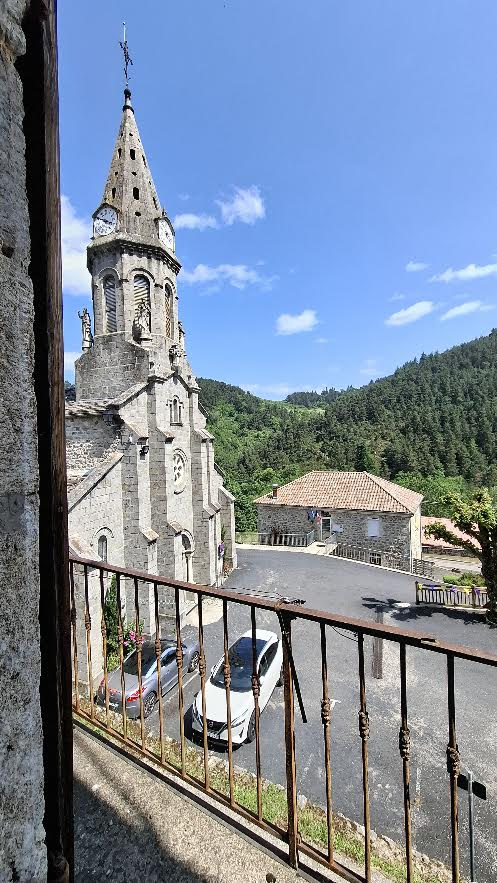 Maison de village en pierres