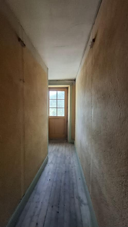 Maison de village en pierres