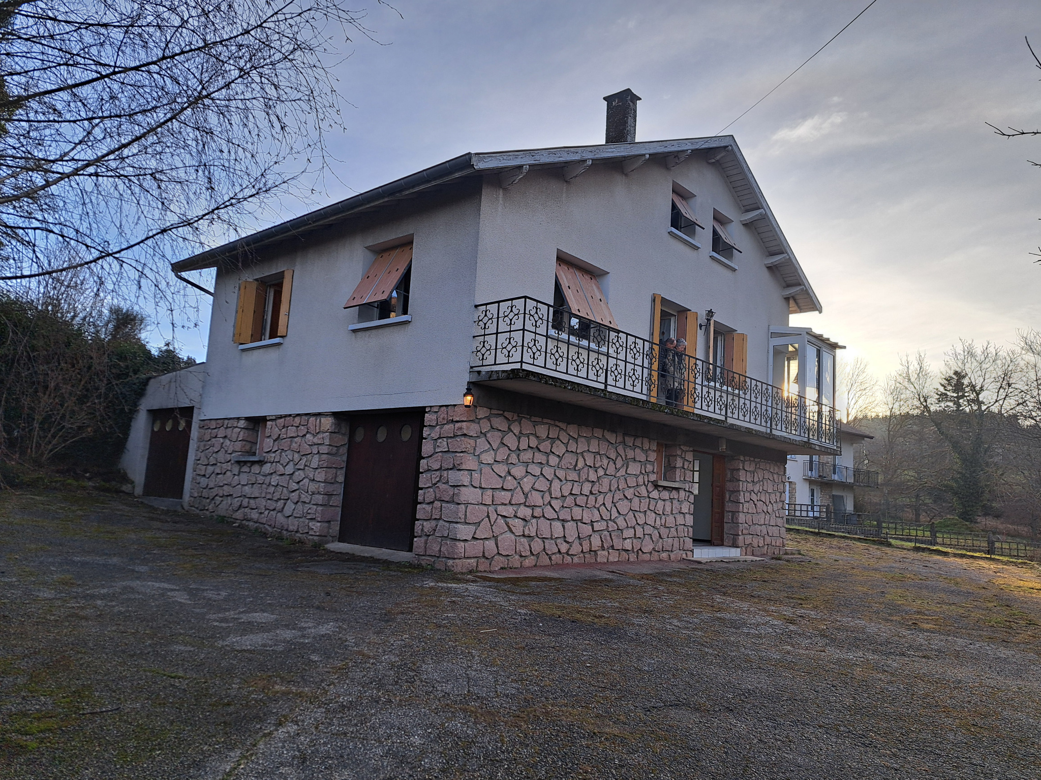 Proche d'Yssingeaux, de Dunières ou Montfaucon maison des années 70 avec jolie vue