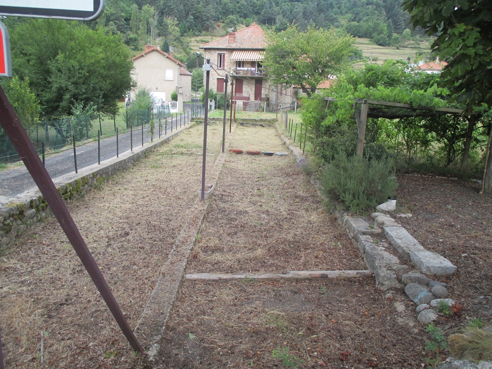 Maison en pierre à rénover