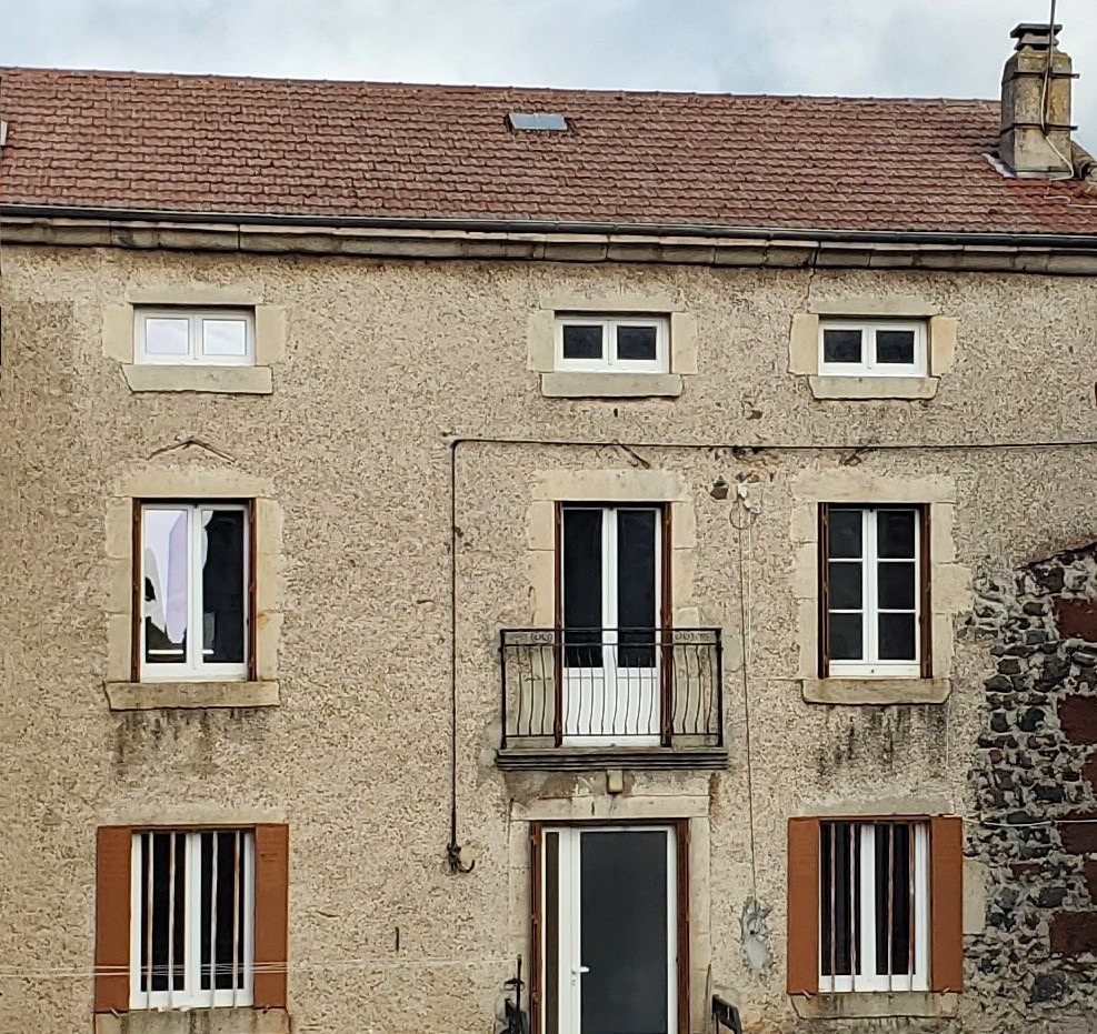 Maison de village proche des commodités