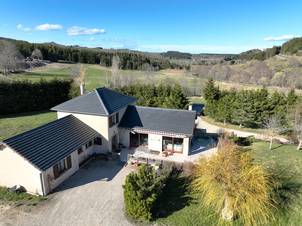 Maison familiale à Fay sur Lignon