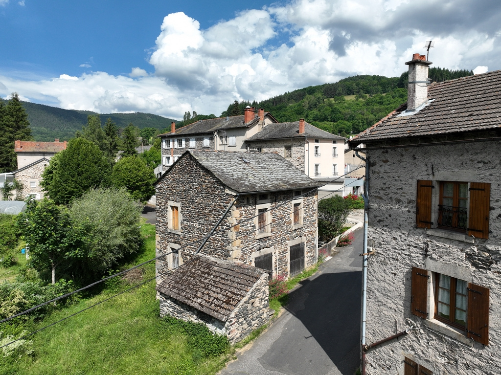 Maison de village St Hostien