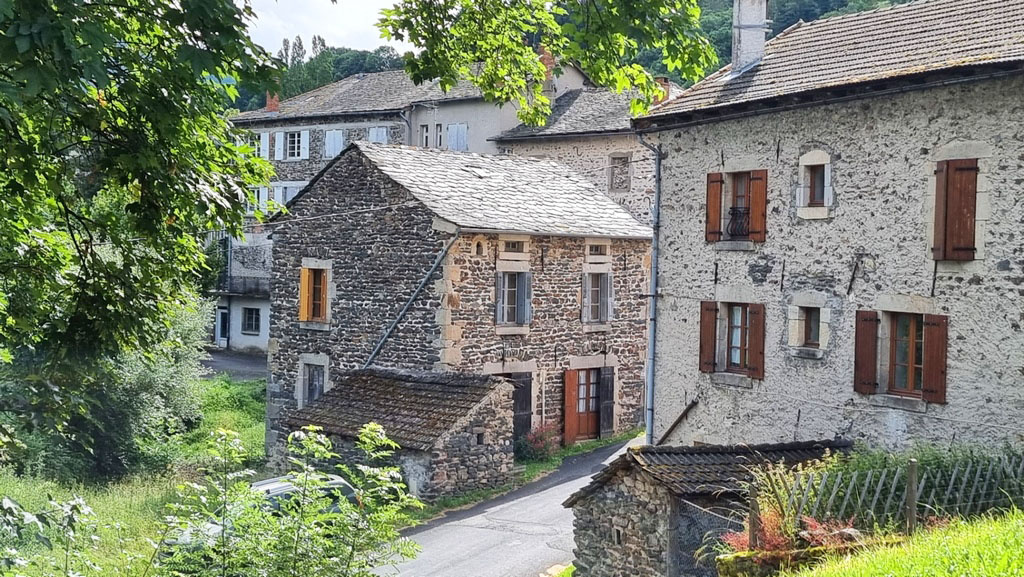 Maison de village St Hostien