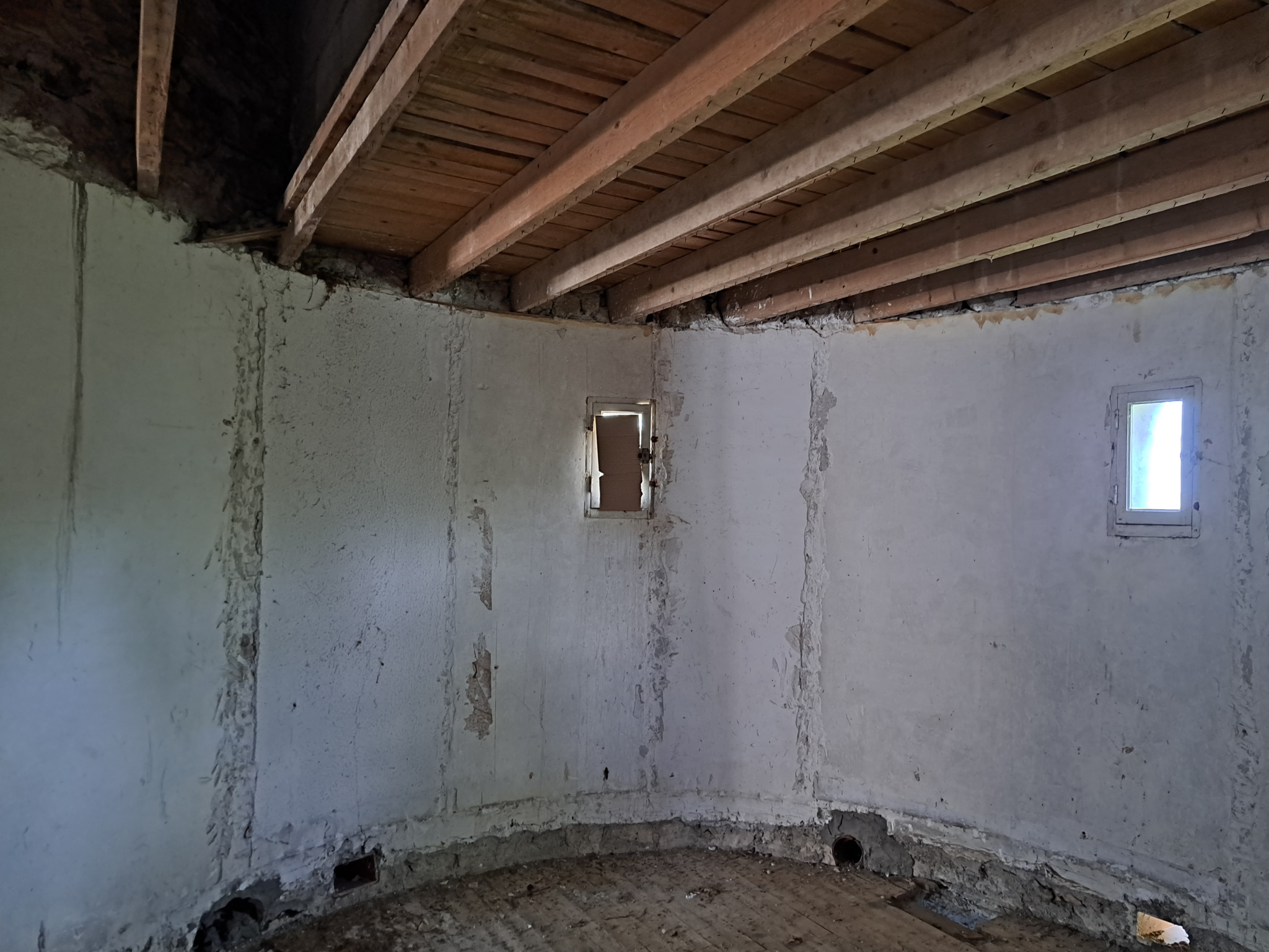 Entre Tence et Chambon sur Lignon grande maison en pierre sur 995 m2 de terrain