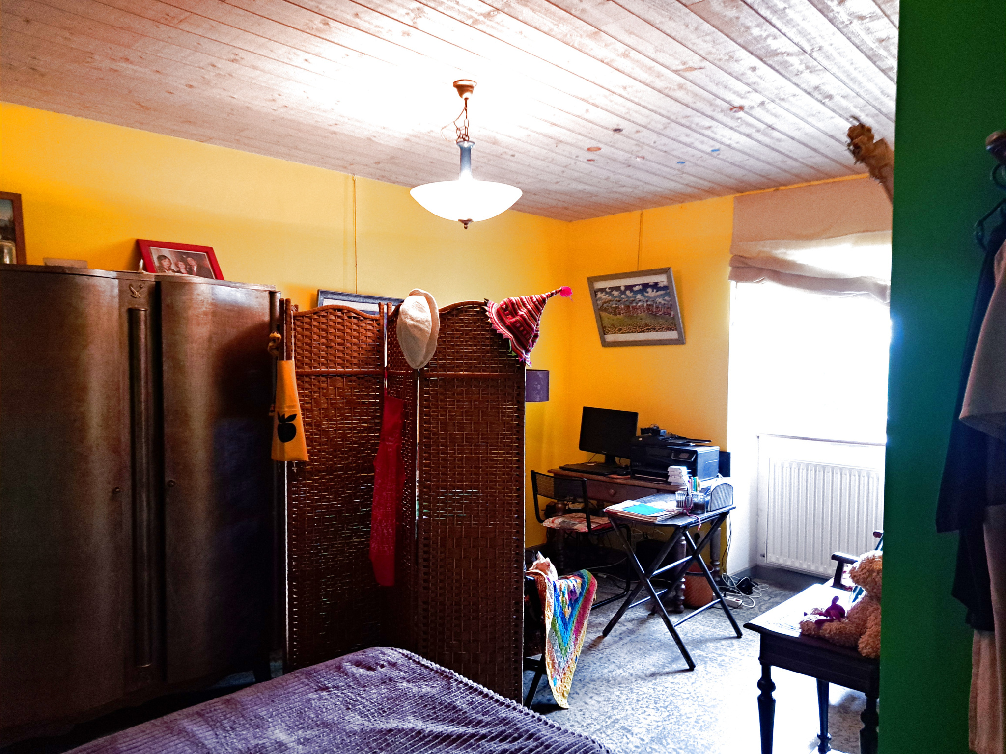Petite ferme en pierre sur 4668 m2 de terrain sur la commune du Mazet Saint Voy