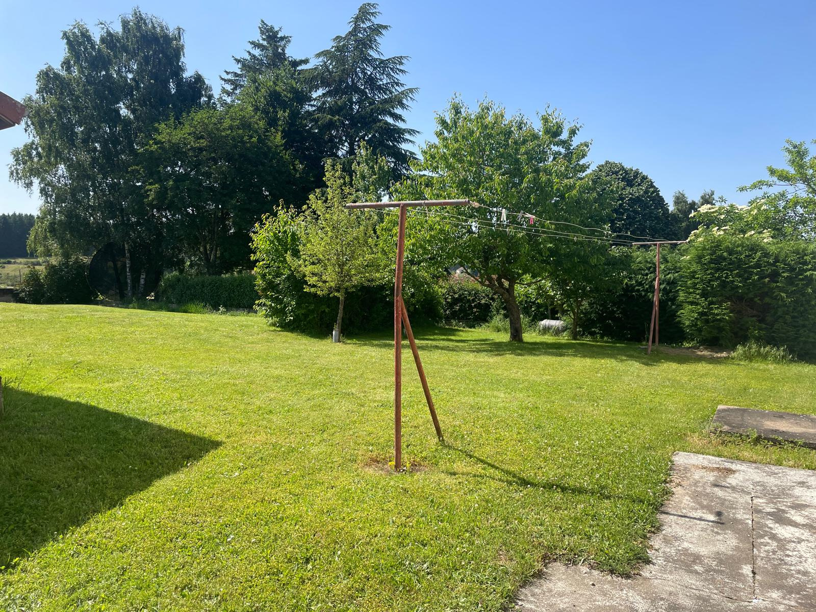 Très jolie maison avec 1200 m de terrain attenant