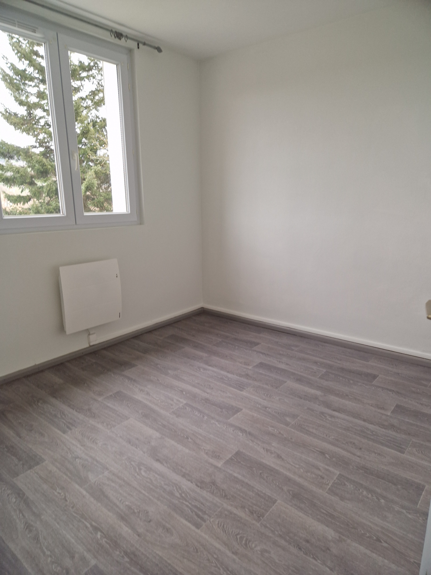 Maison avec jardin de 297m2 - St Julien Chapteuil