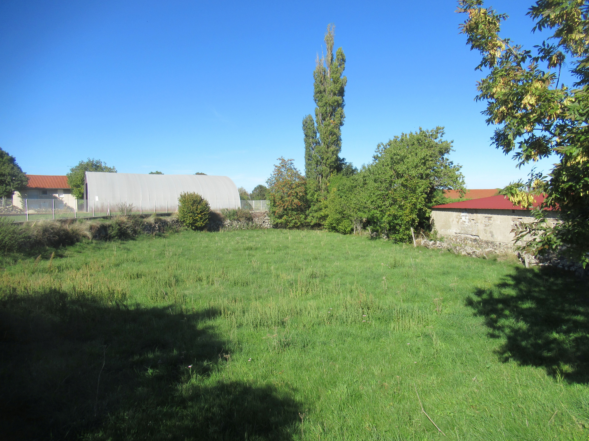 Terrain constructible de 1100 m2