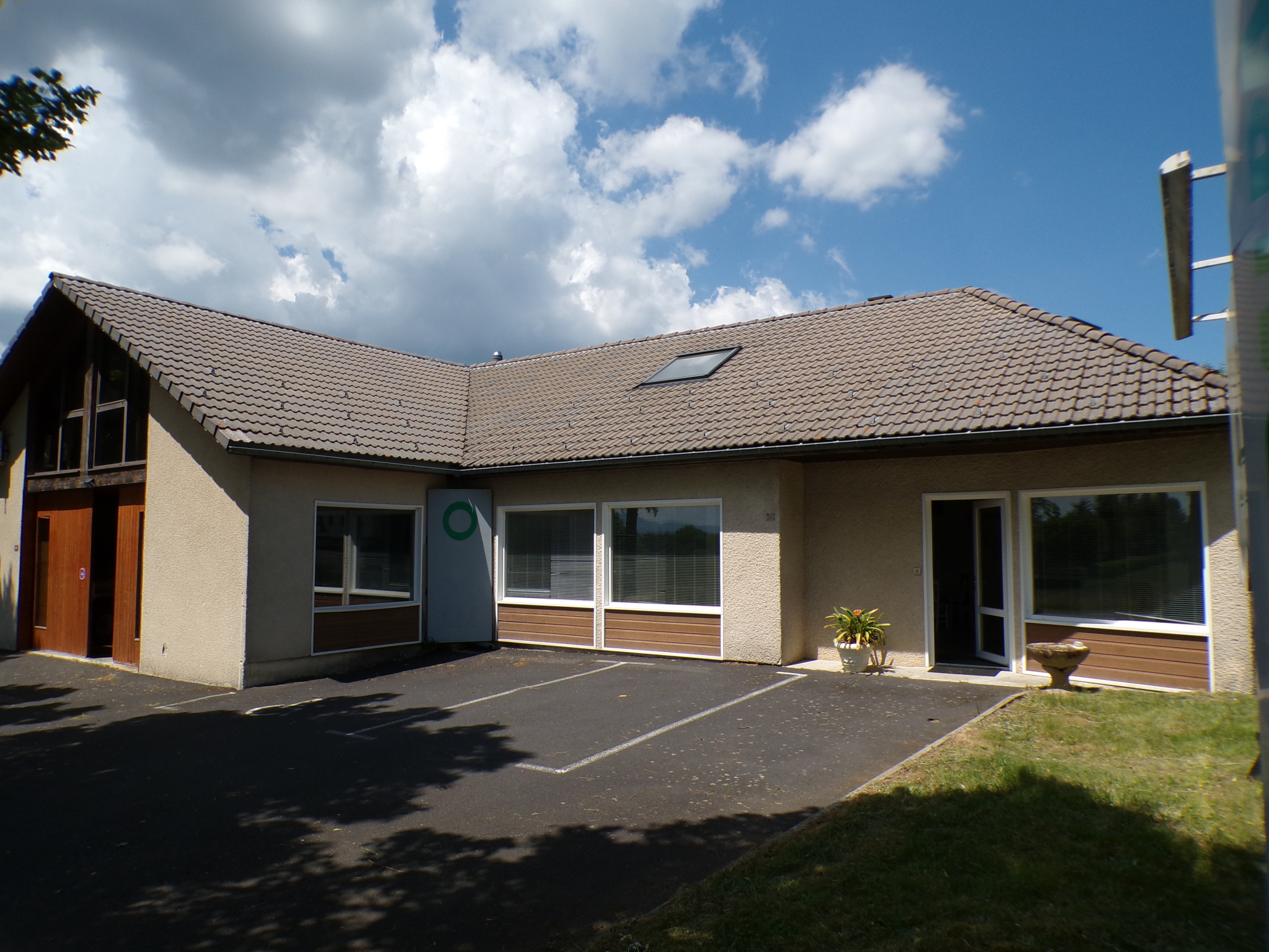Maison ossature bois avec espace professionnel