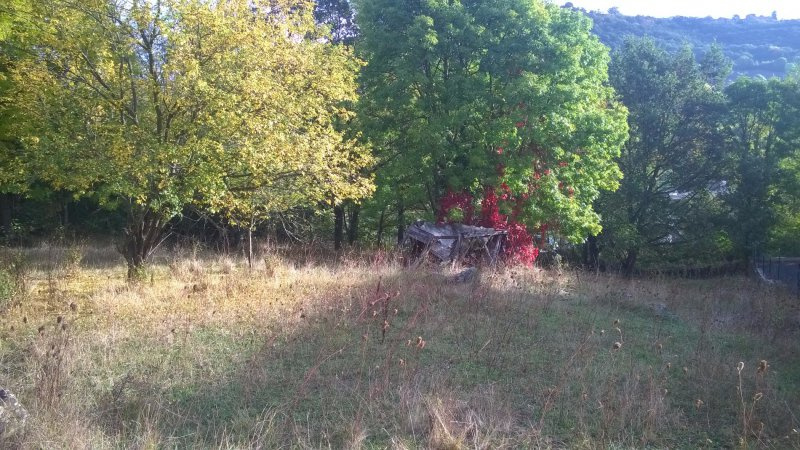 GRAND TERRAIN A PROXIMITE DE BRIVES CENTRE