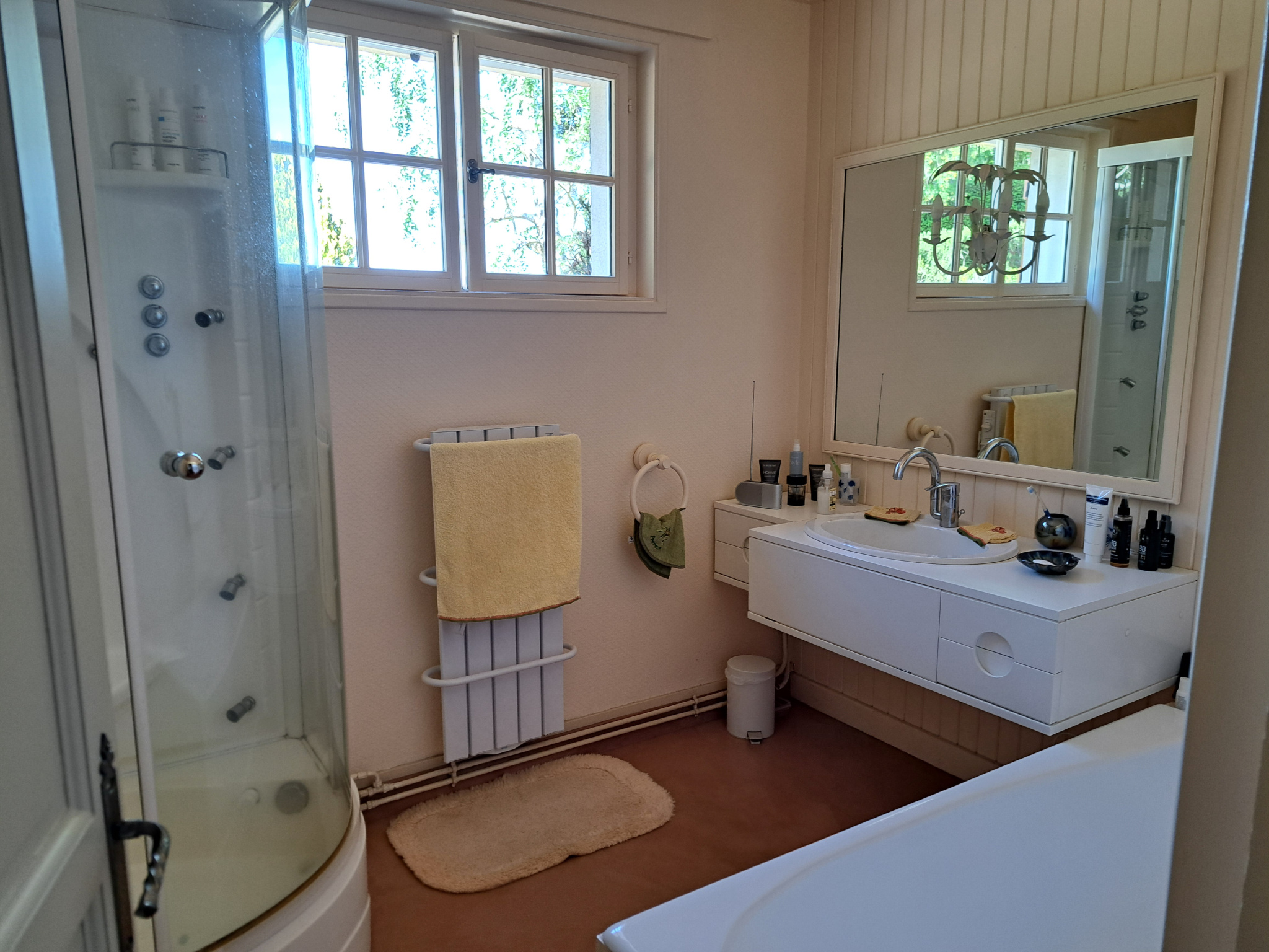 Tence/chenereilles jolie maison sur 4665 m2 de terrain
