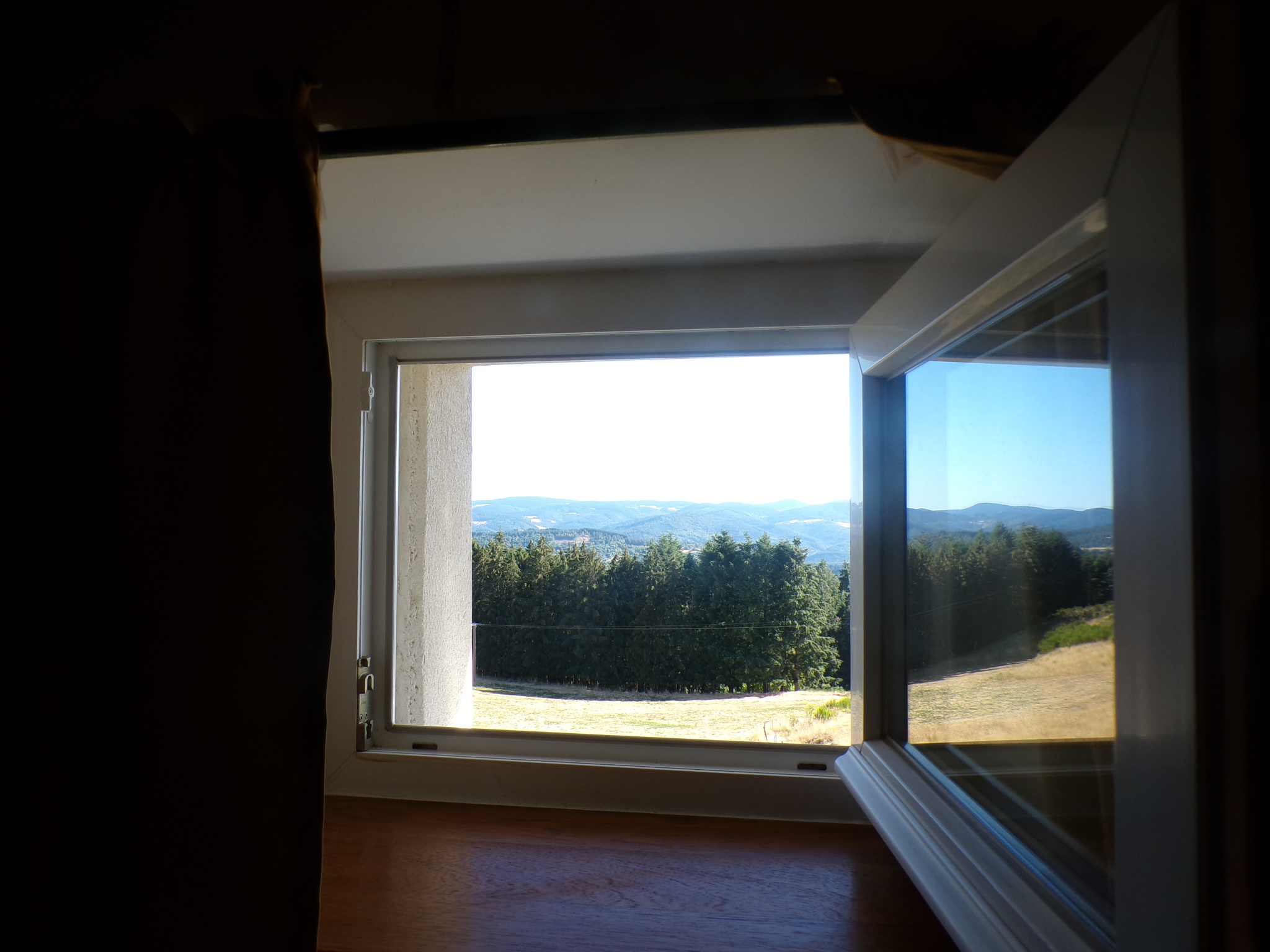 MAISON DE VILLAGE - 5 chambres de 167 m2 au coeur de Saint-Jeure-d'Andaure- Vue dégagée
