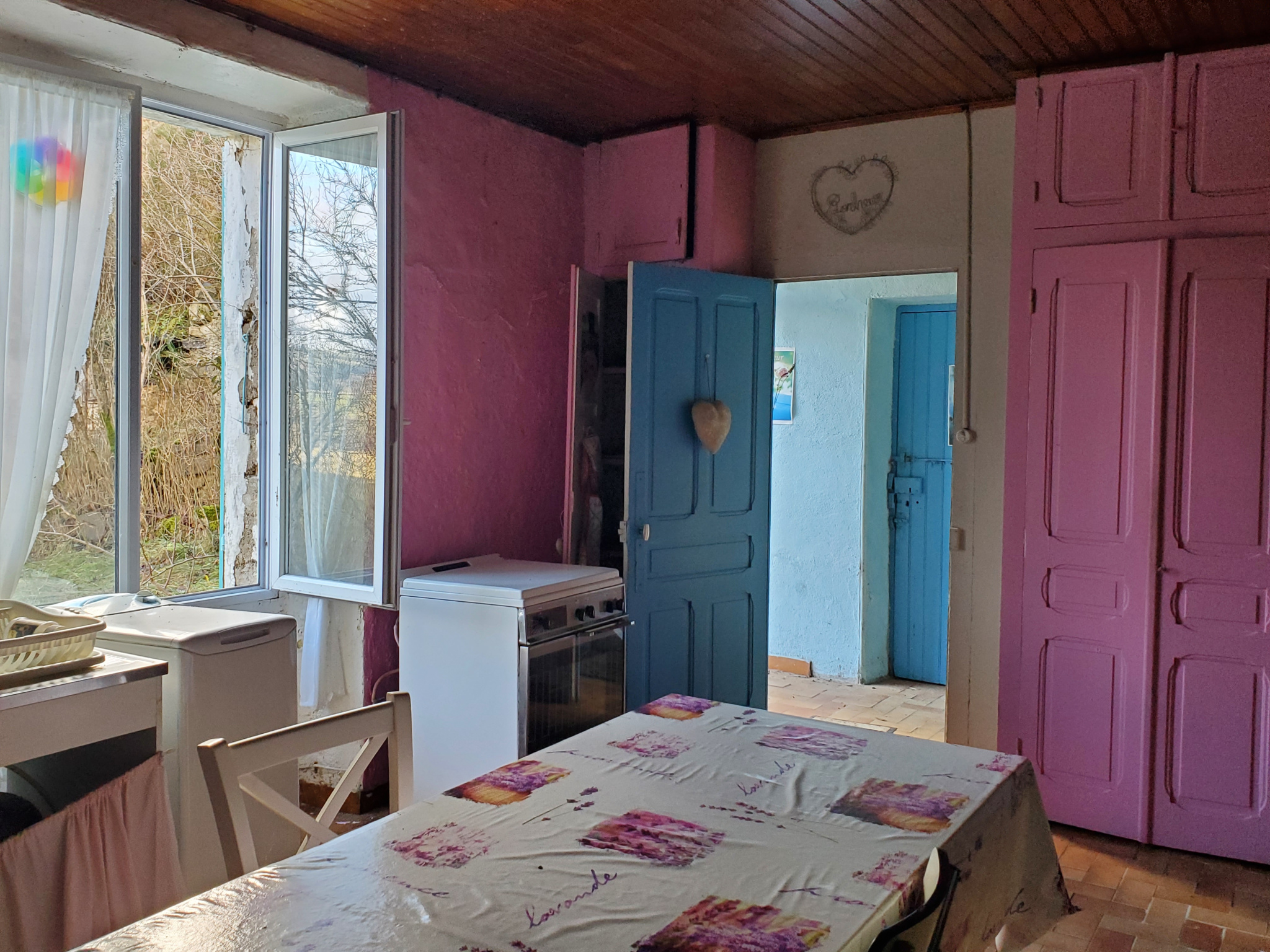 Ancienne ferme avec 1 500 m2 de terrain attenant