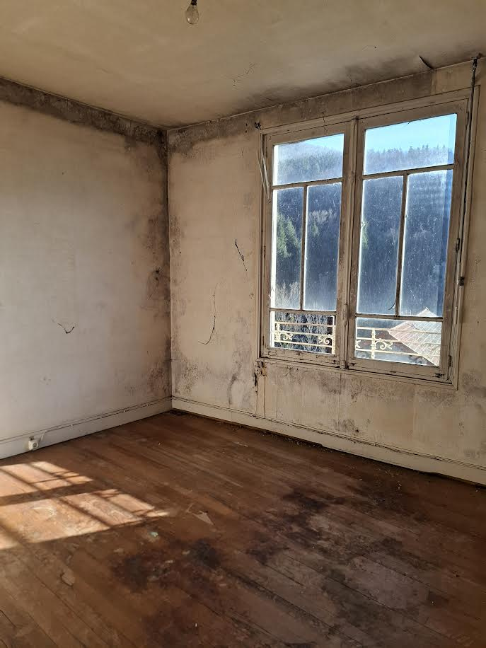 Maison d'habitation sur 3 niveaux