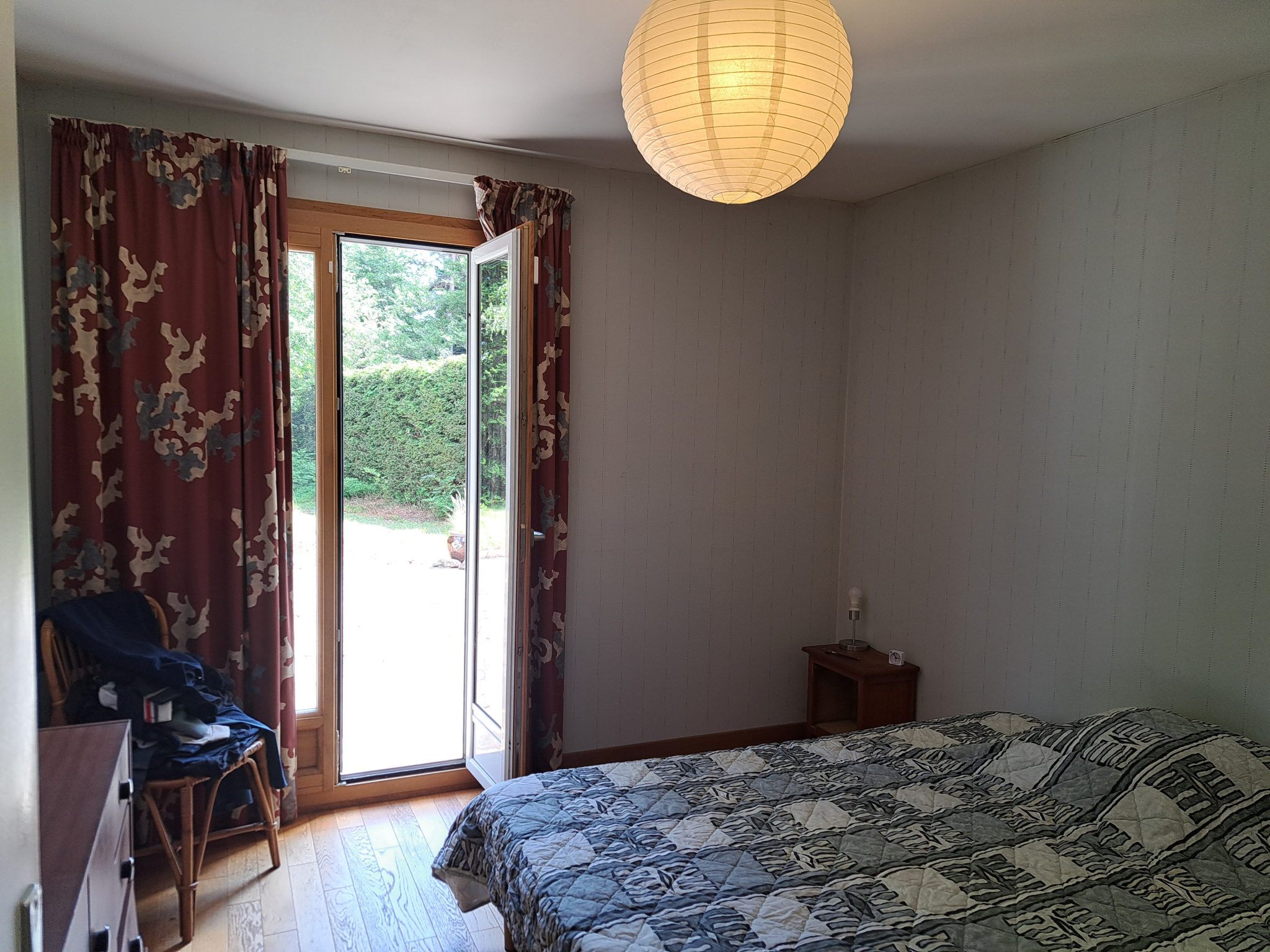 Chambon sur lignon petite maison sur 1385 m2 de terrain