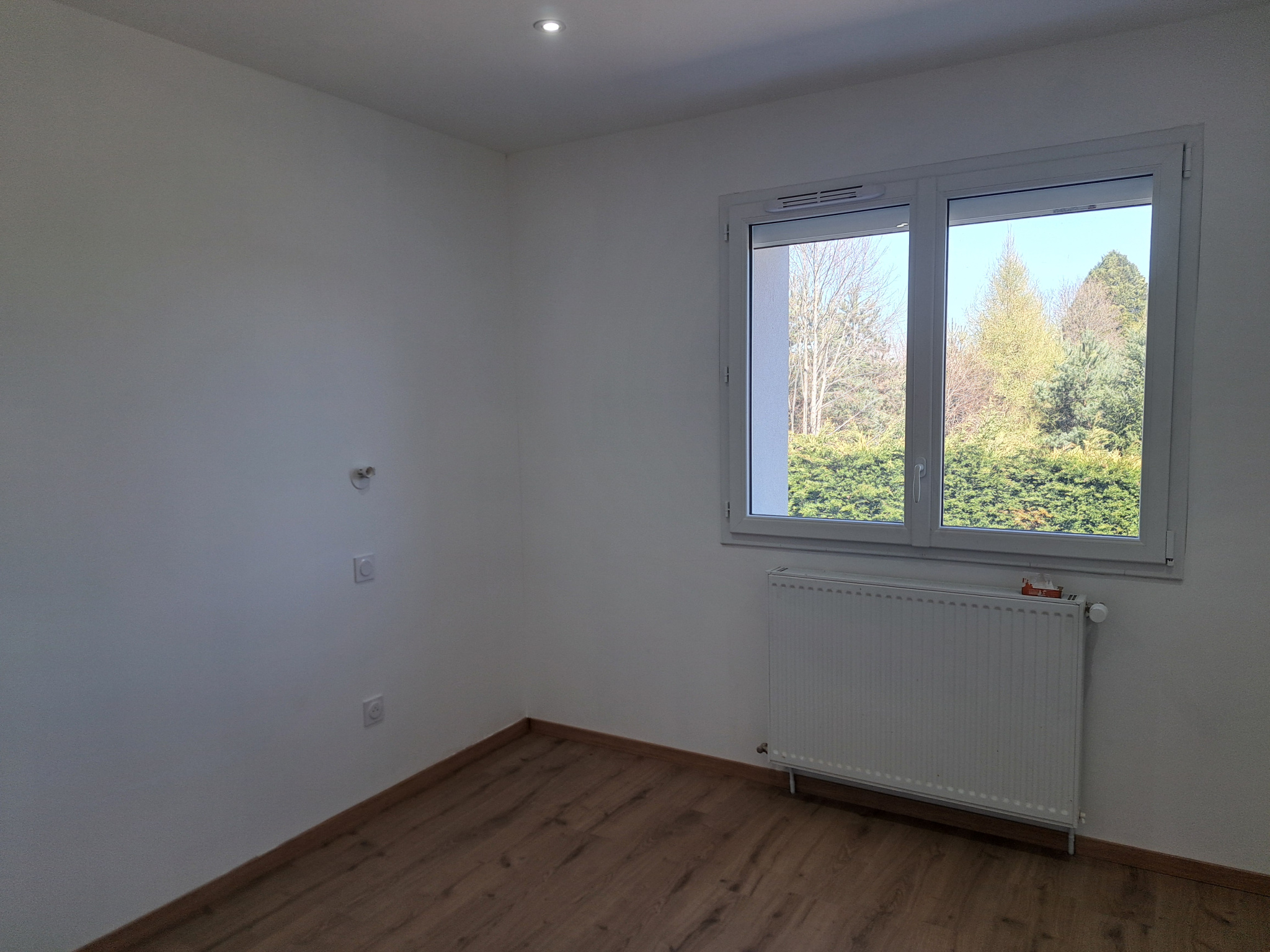 Très belle vue proche du centre isolation intérieure et extérieure