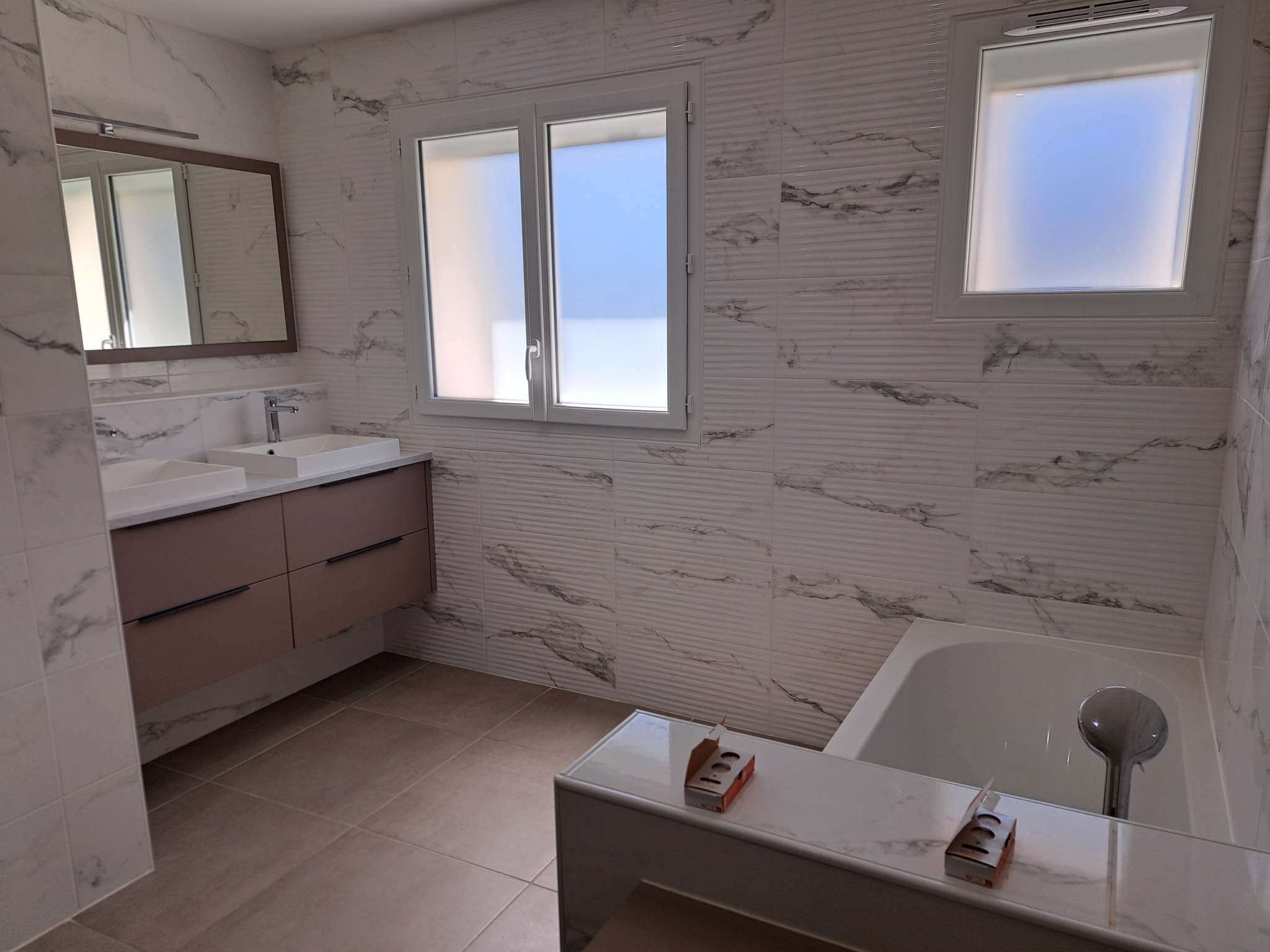 Très belle vue proche du centre isolation intérieure et extérieure