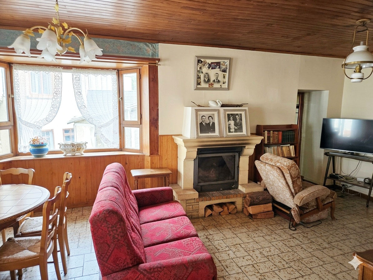 Maison de bourg aux Estables