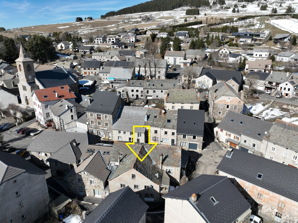 Maison de bourg aux Estables