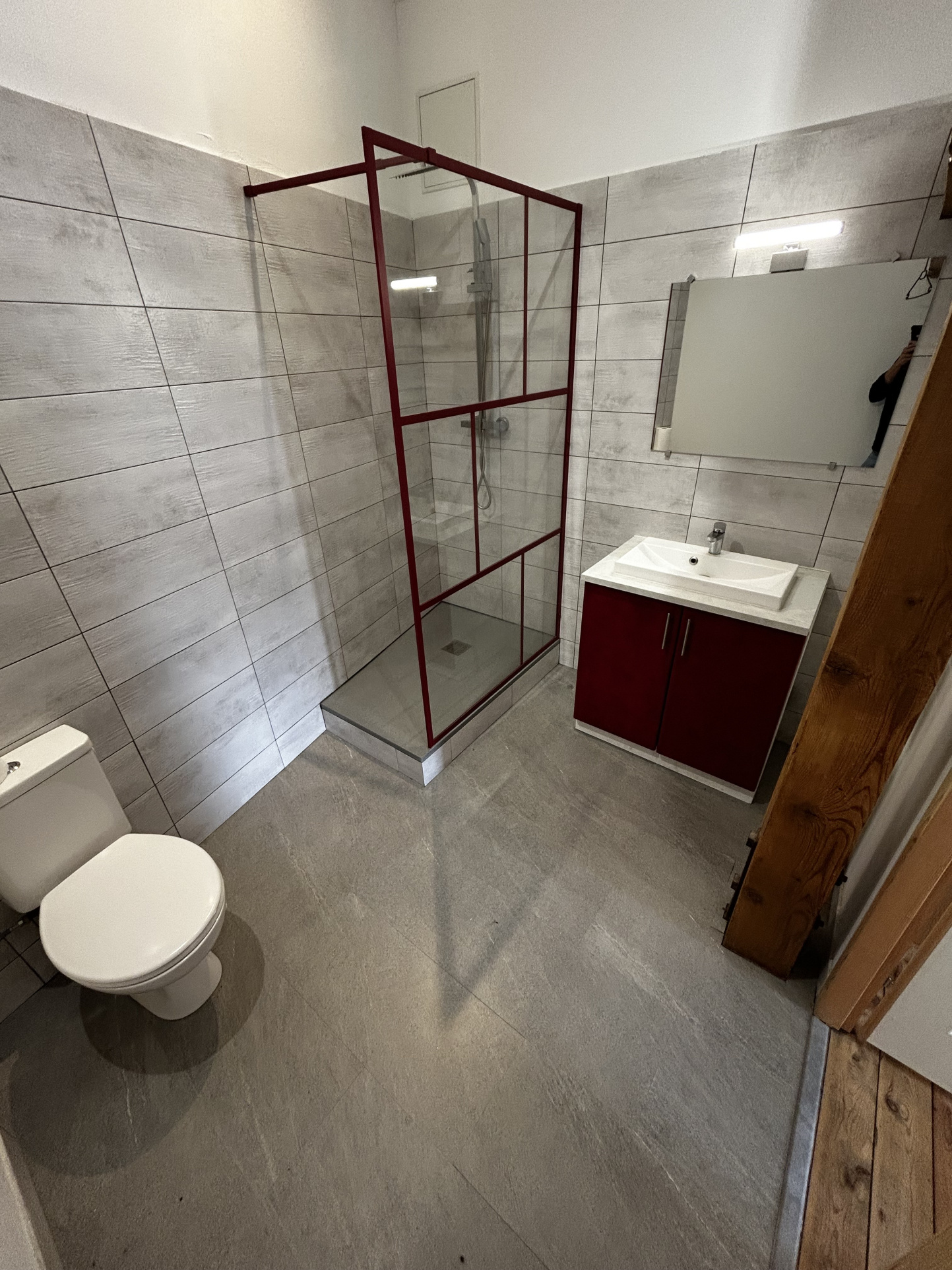 TRES BEL APPARTEMENT A DEUX PAS DU CENTRE VILLE
