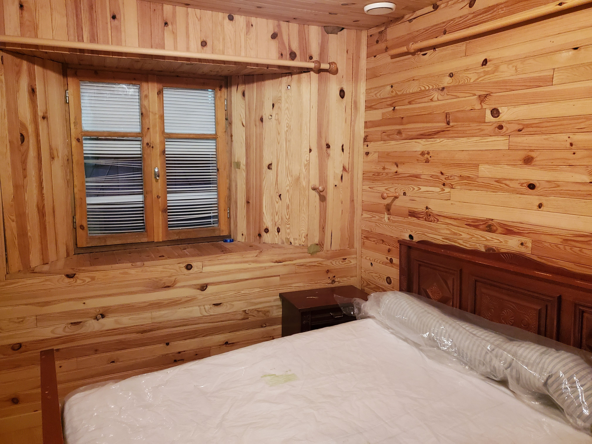 Maison en pierres avec 1 200 m2 de terrain attenant
