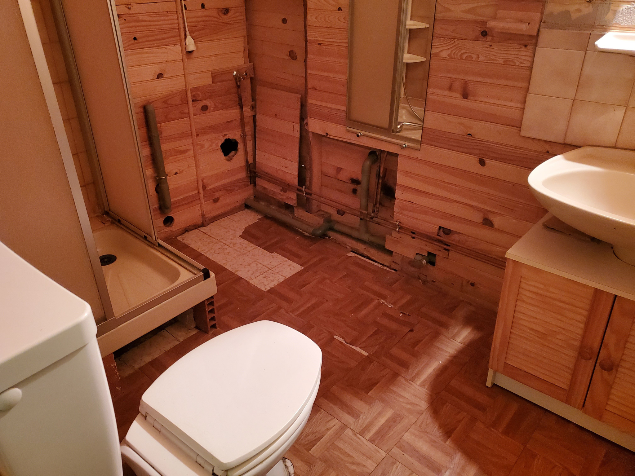 Maison en pierres avec 1 200 m2 de terrain attenant