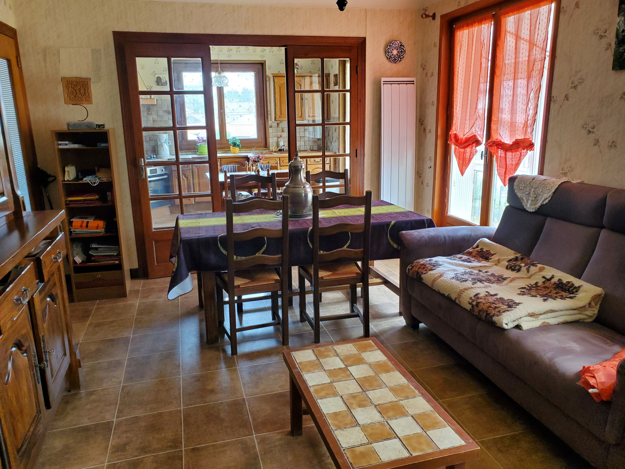Jolie villa avec 900 m2 de terrain attenant