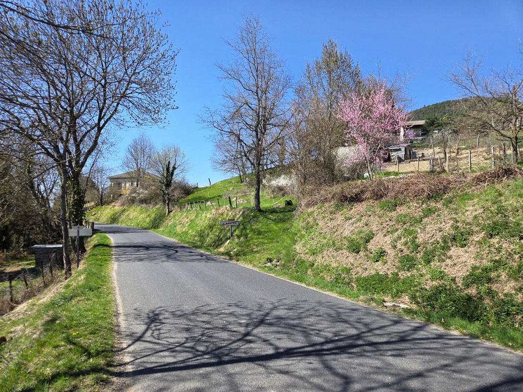 Terrain constructible à St Hostien