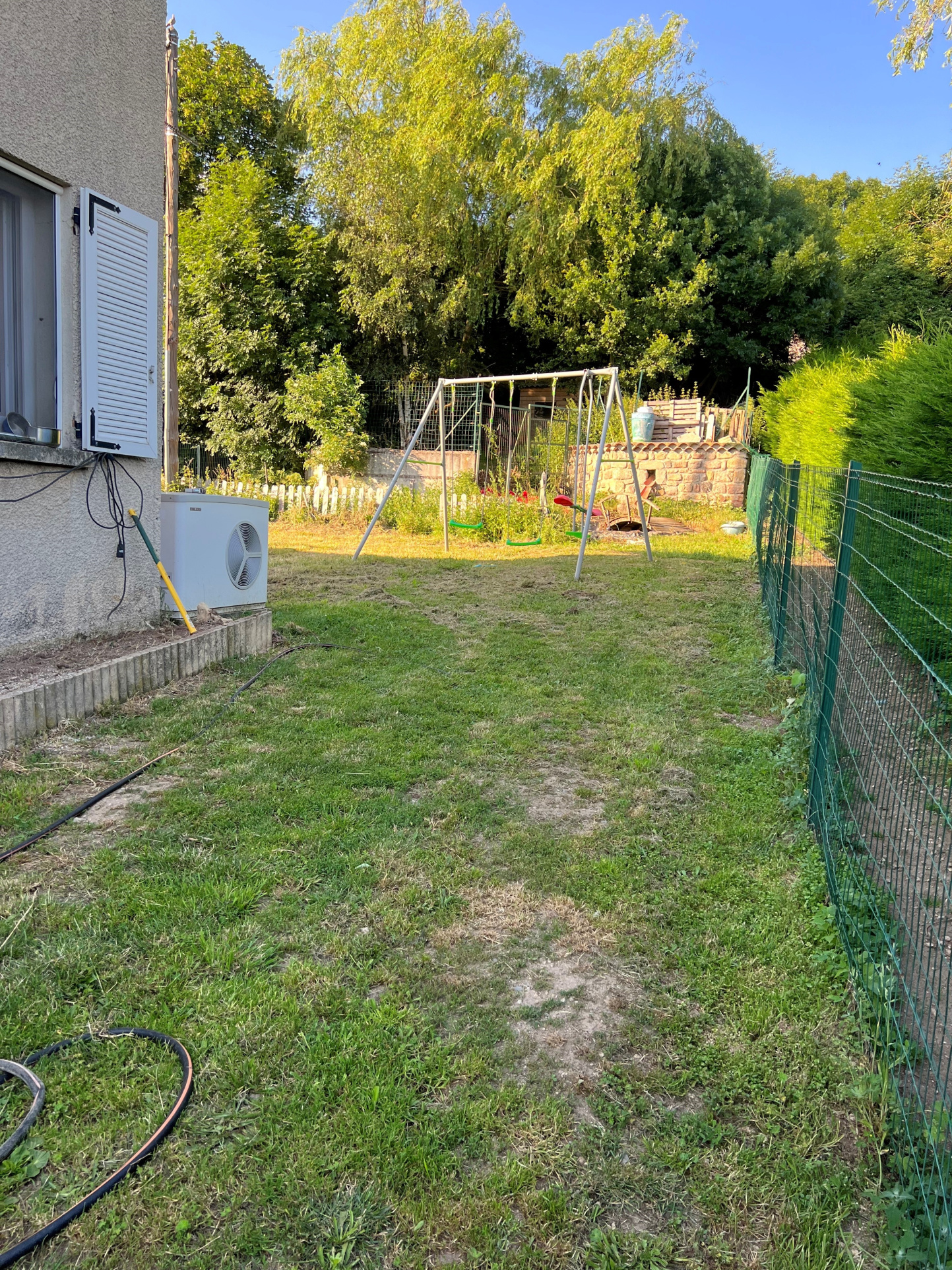 Jolie maison avec piscine sur 1400 m2 de terrain