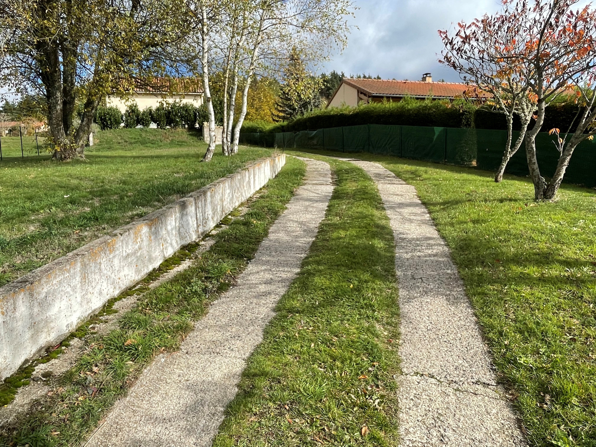 Jolie maison avec piscine sur 1400 m2 de terrain