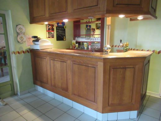 Hôtel et Restaurant avec habitation indépendante