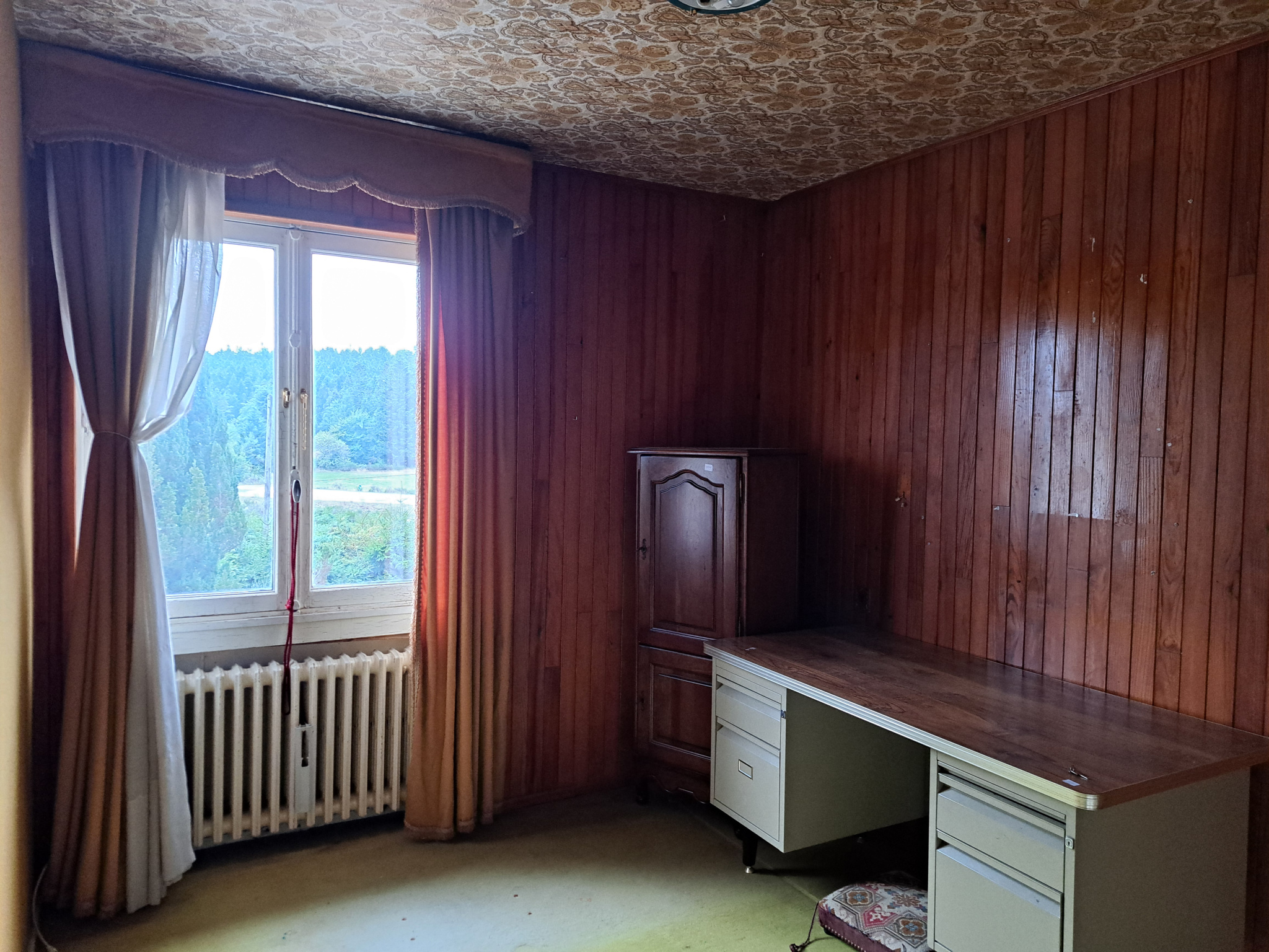 Le Chambon sur lignon maison à rénover sur 2530 m2 de terrain