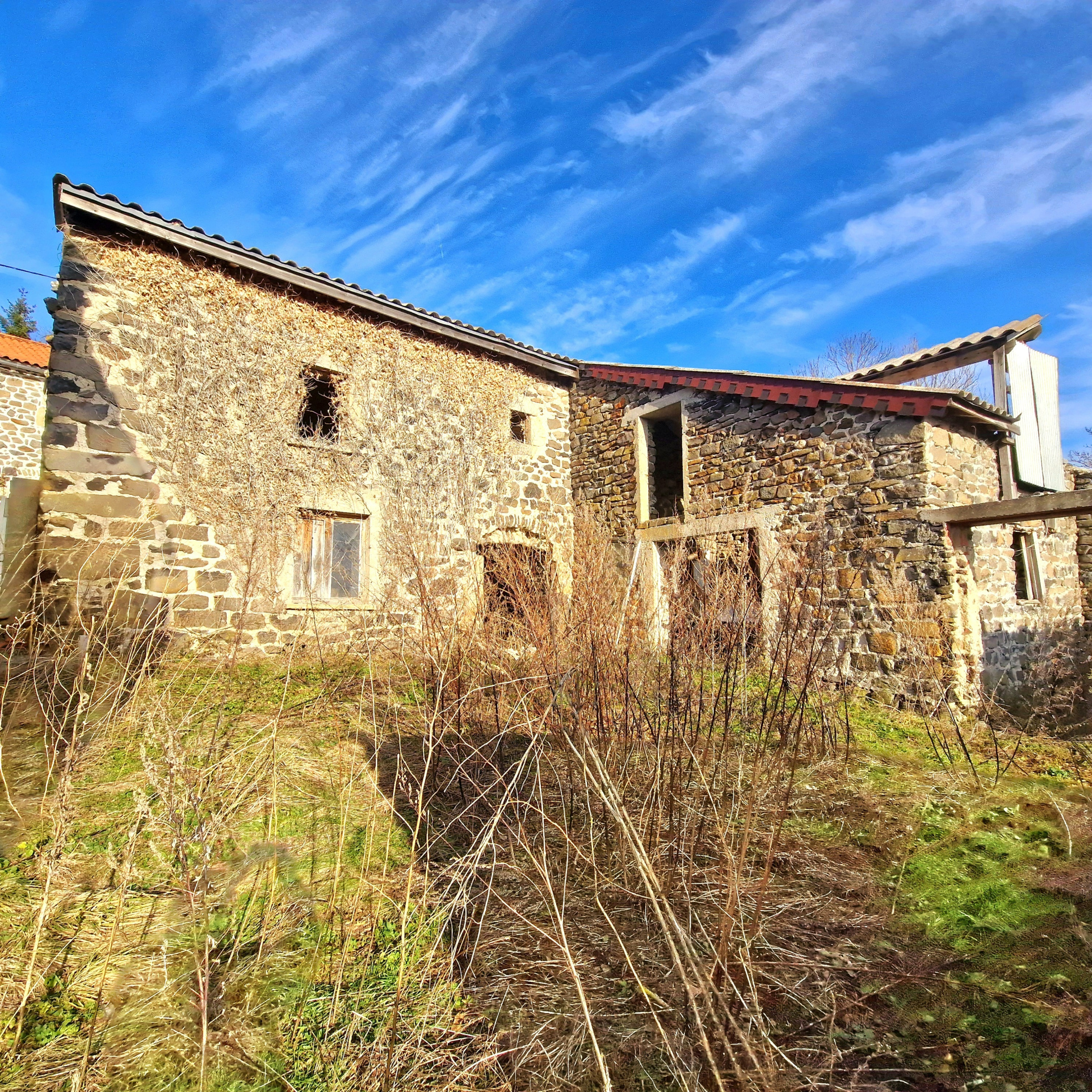 Ferme avec terrain attenant de 1165 m2