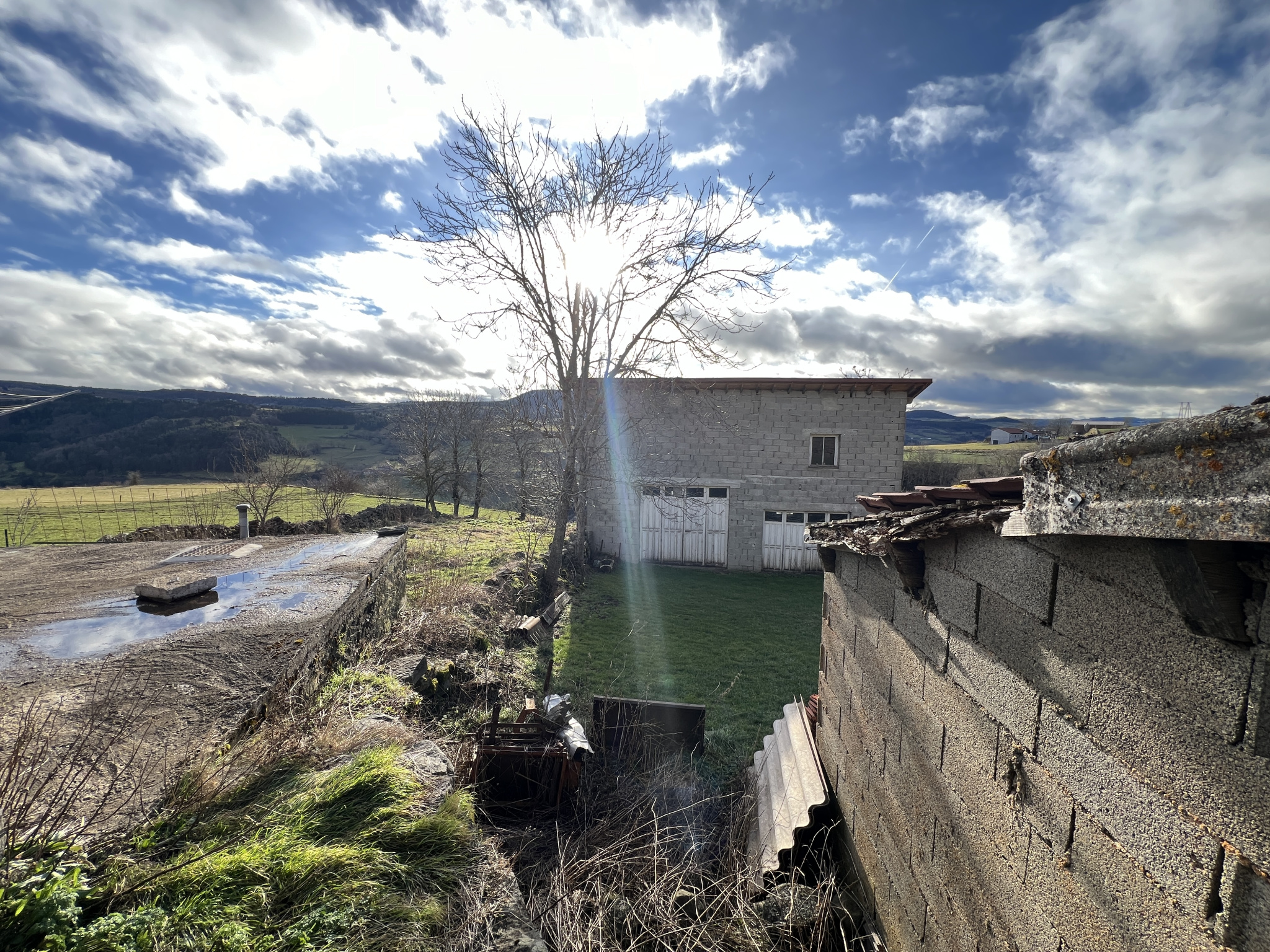 Ferme avec terrain attenant de 1165 m2