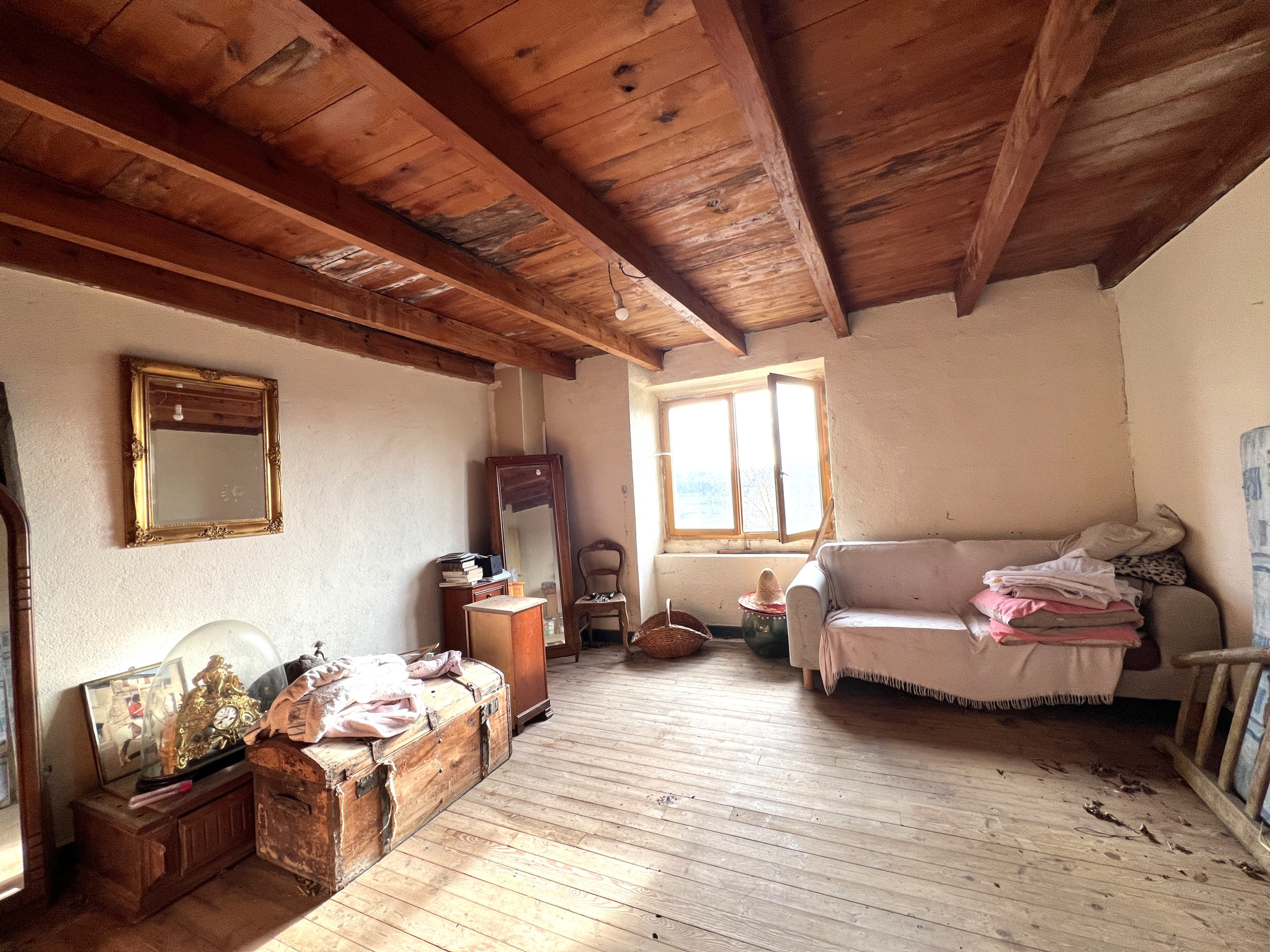 Ferme avec terrain attenant de 1165 m2