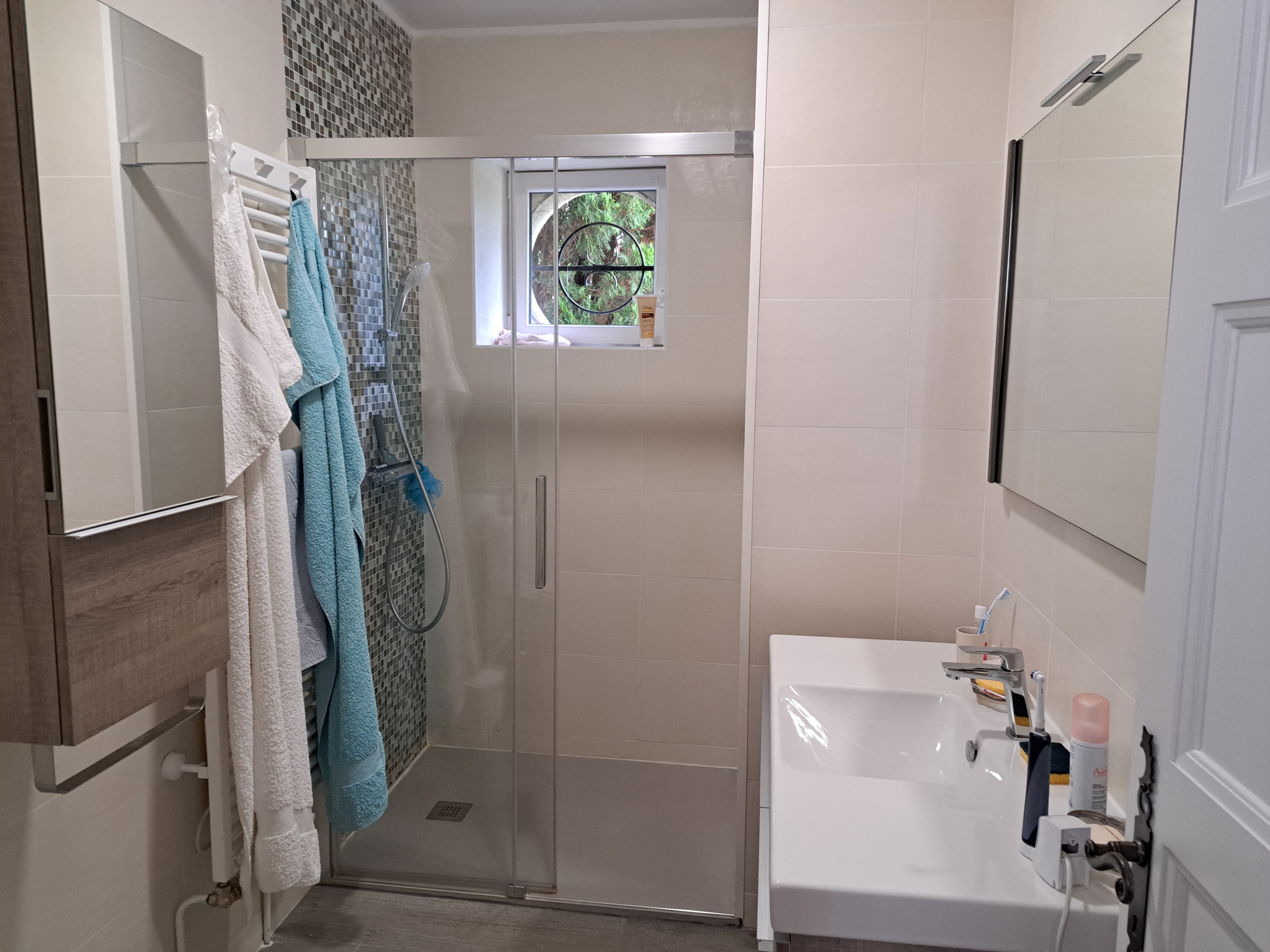 Maison d'habitation avec beaucoup de caractères sur 1300m2
