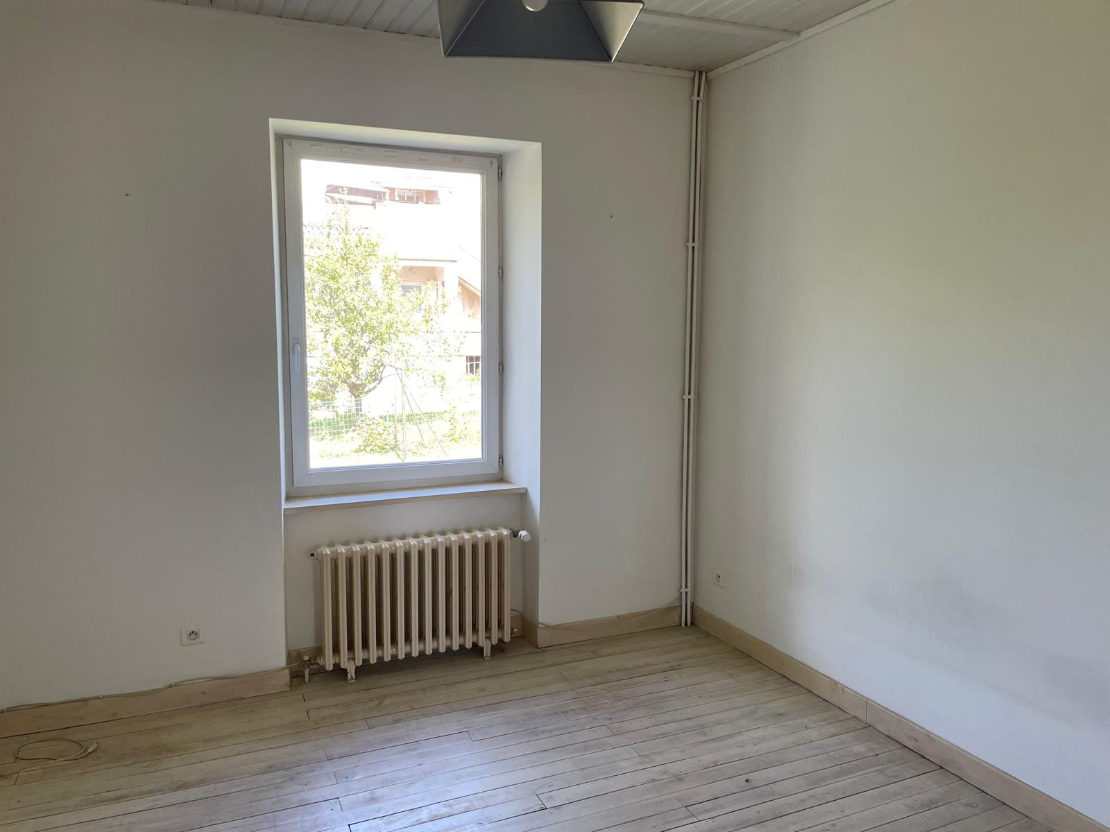 maison située a 10 minutes a pieds du village