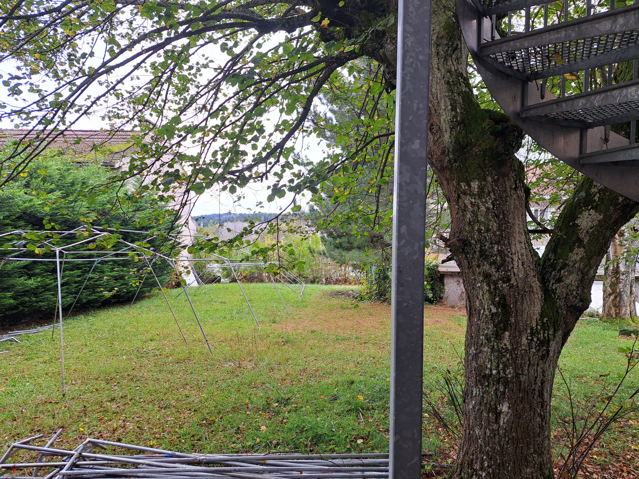 Maison mitoyenne avec jardin centre ville