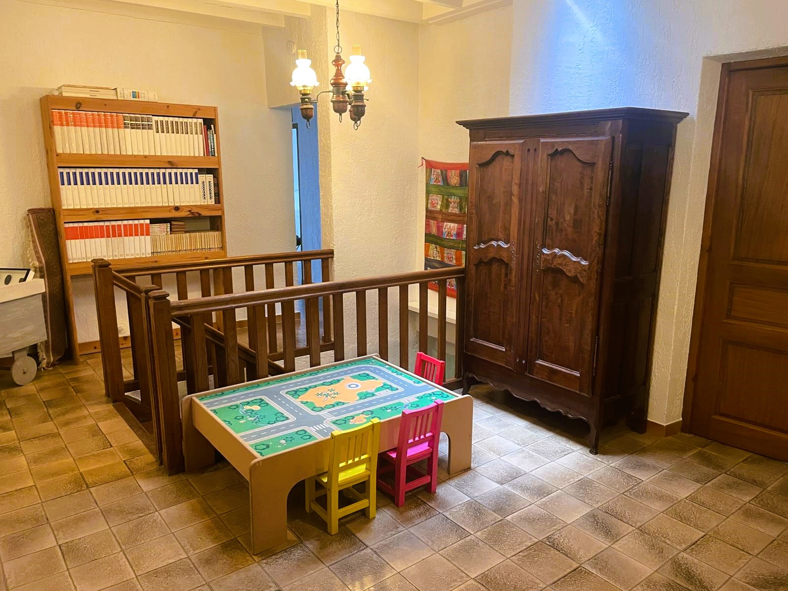 PROPRIETE DE CARACTERE AVEC ET PISCINE ET 4.2 HECTARES DE TERRAIN :