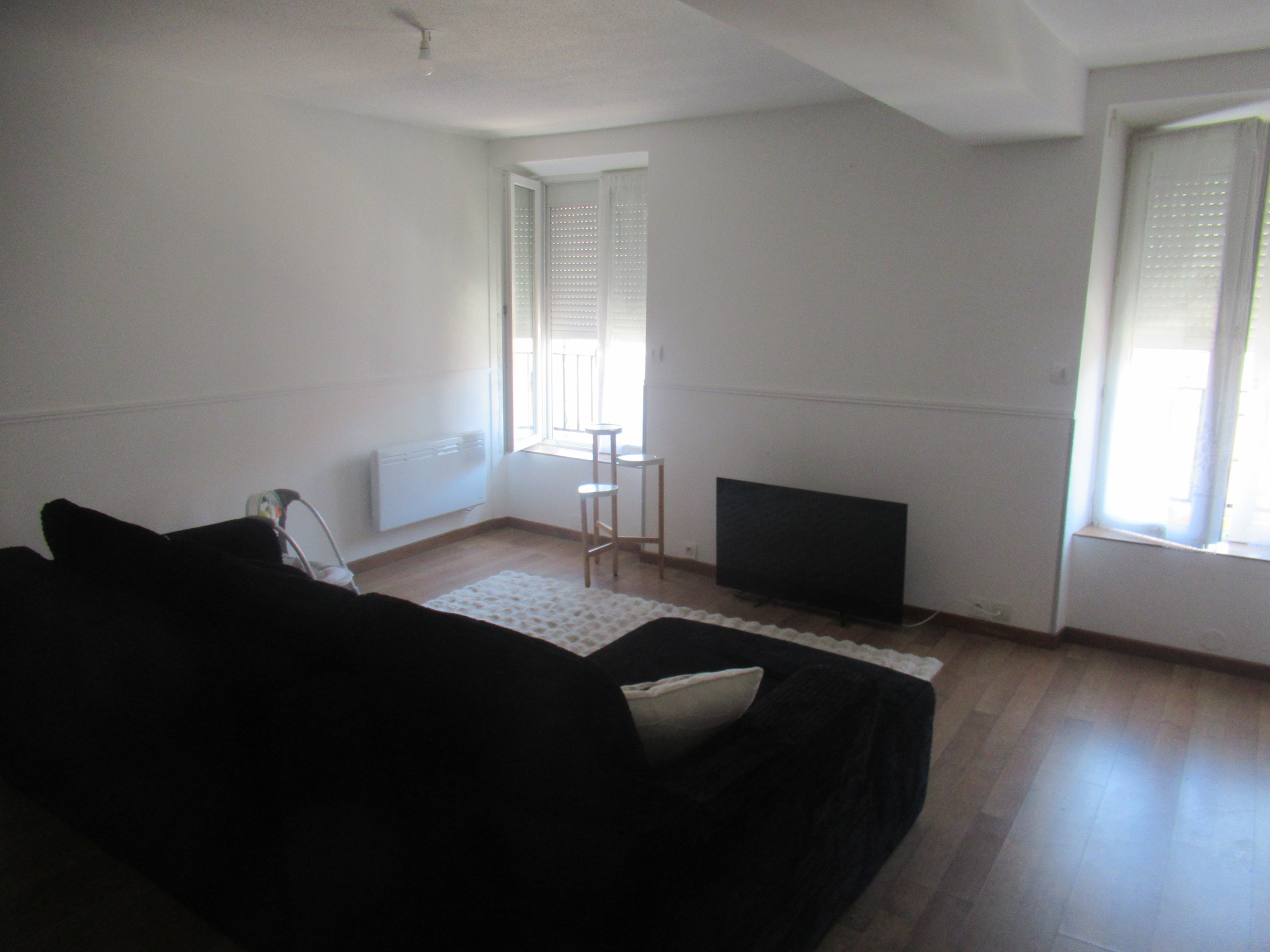 À LOUER Charmant appartement 2 pièces lumineux