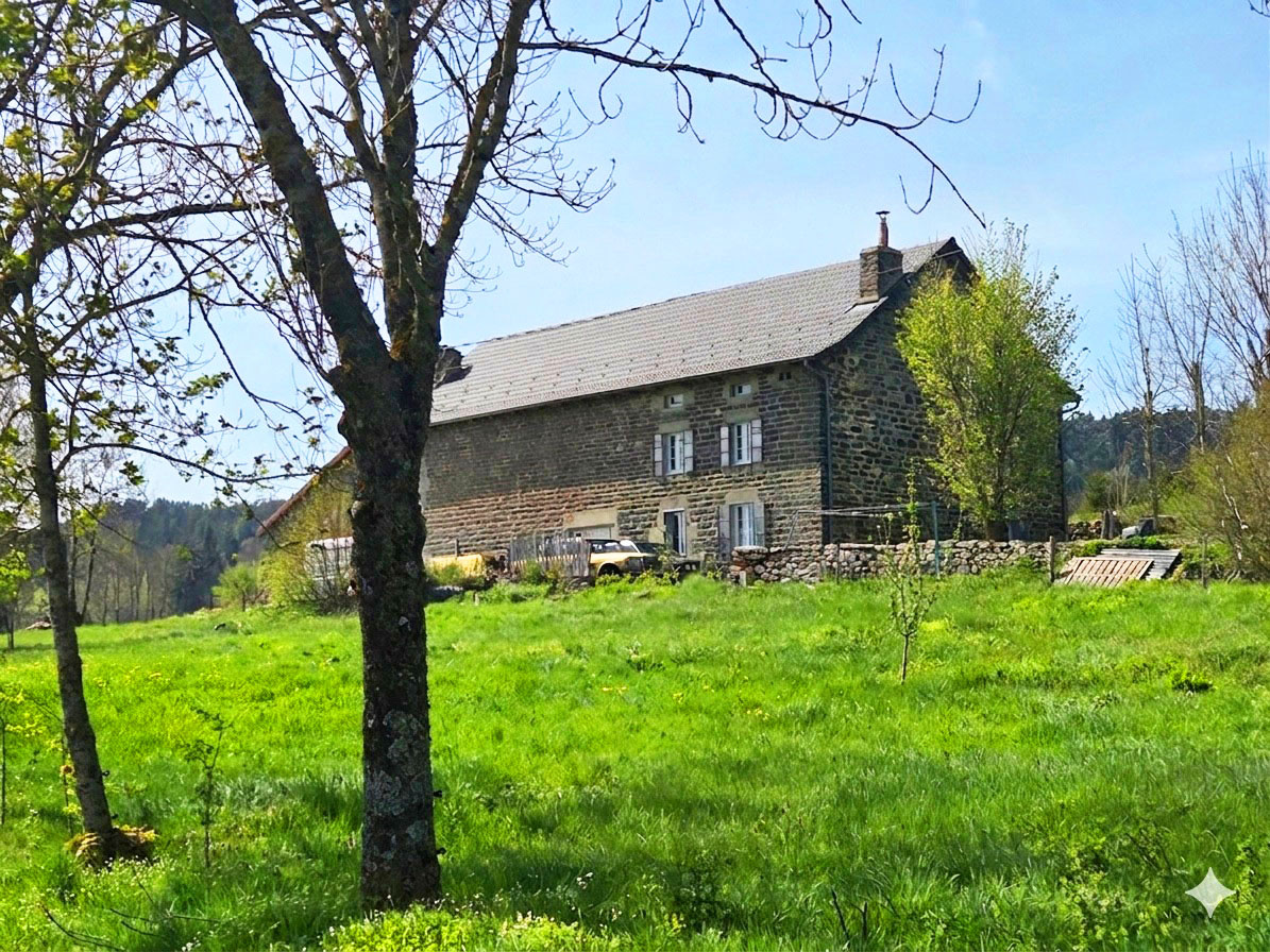 Ferme rénovée indépendante - Campagne de Fay Su Lignon